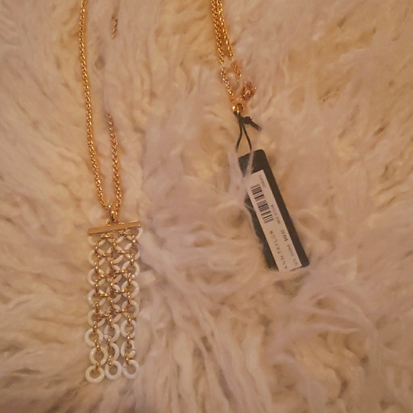 NWT Ann Taylor Linked Metal Pendant - Picture 3 of 6